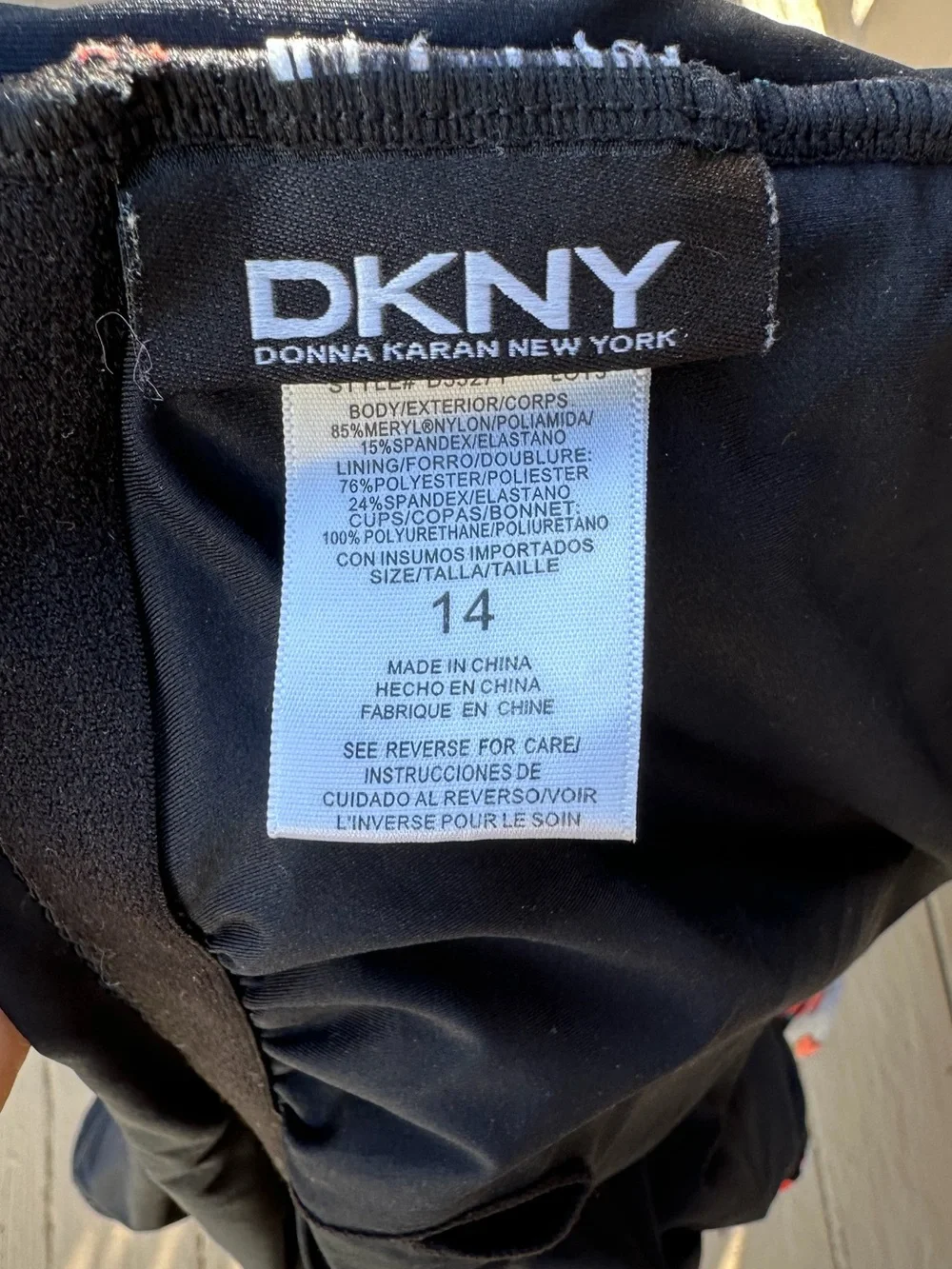DKNY One-Shoulder Floral One Piece Bathing Suit - 14 - Picture 8 of 8